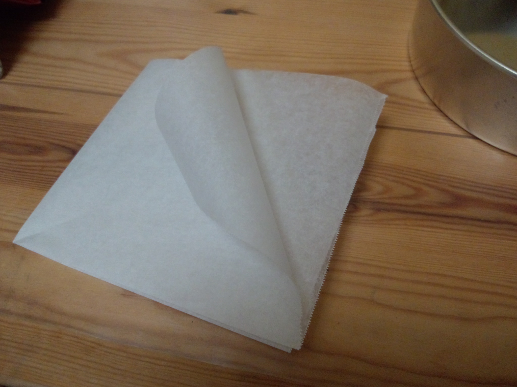 簡単な丸型ケーキ型紙の切り方 ゆるらくライフログ